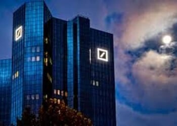 Deutsche Bank Dumps After Flagging $30 Billion Exposure To Private Credit