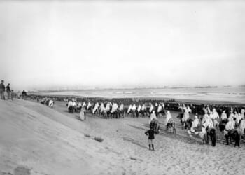 A Brief History of Nation-Building - Thomas Dichter