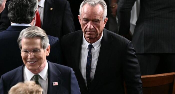 Biden-Appointed Judge Blocks RFK Jr's Appointees To Vaccine Panel
