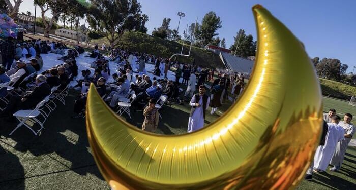 California Democratic Lawmaker Seeks To Create Two New Muslim State Holidays