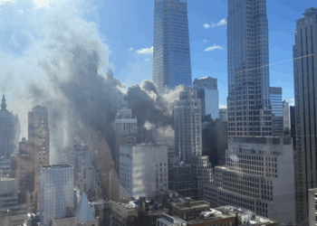 Fire Erupts Atop Manhattan Skyscraper