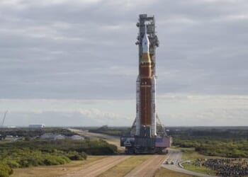 NASA May Shrink Boeing's Moon-Mission Role While Handing SpaceX Core Rocket Responsibilities