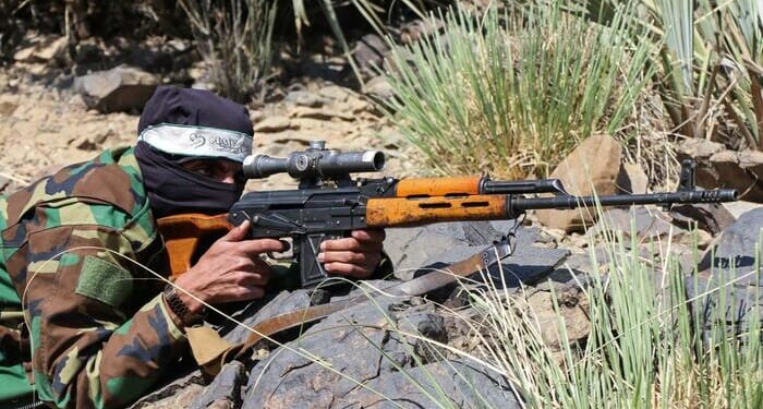 Pakistan & Afghanistan Exchange Heavy Fire After Short-Lived Truce