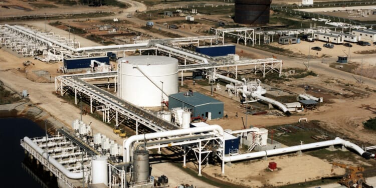 U.S. Will Release 172 Million Barrels of Oil From the Strategic Petroleum Reserve