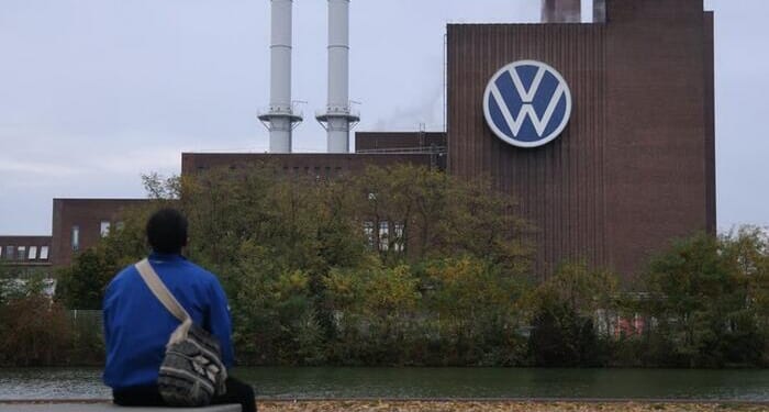 Volkswagen Plans 50,000 Job Cuts Due To Plunging Profits; Board Members Grab €1.75MM Each In Bonuses