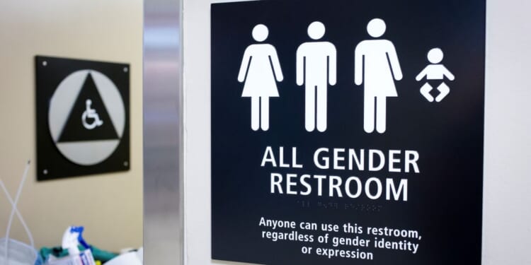 Why Johnny Can’t Read Anything Other Than Pronouns