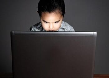 4 In 10 American Teens Are Almost Constantly Online