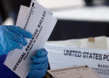 37 Senate Democrats Urge USPS To Refuse Trump's Vote-By-Mail Executive Order