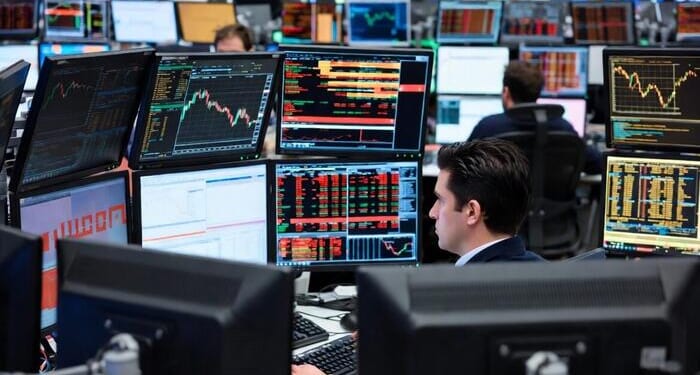 Futures Rise After Trump Extends Ceasefire Even As Brent Tops $100