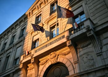 The Global Public Debt Problem