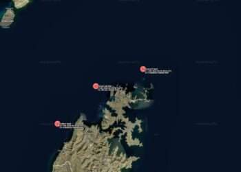 Three LNG Tankers Are First To Cross Strait Of Hormuz Since War Started