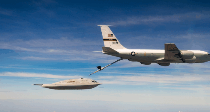 World's First Six-Gen Bomber Completes Aerial Refueling Test Flight