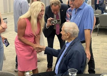 Exiled MAGA Dissidents Consult With Ron Paul On Iran War