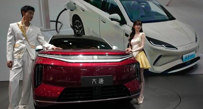 Industry Leaders Warn Chinese EV Imports Will Undercut Canada's Auto Sector, Bring Major Security Risks