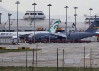 "Rare Sight": USAF C-17 Jets Land In Beijing Ahead Of Trump-Xi Summit